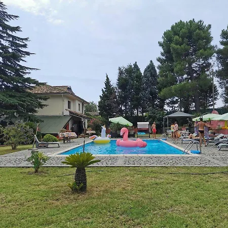 Alessio - Con Piscina Sull'etna Tatil Evi *